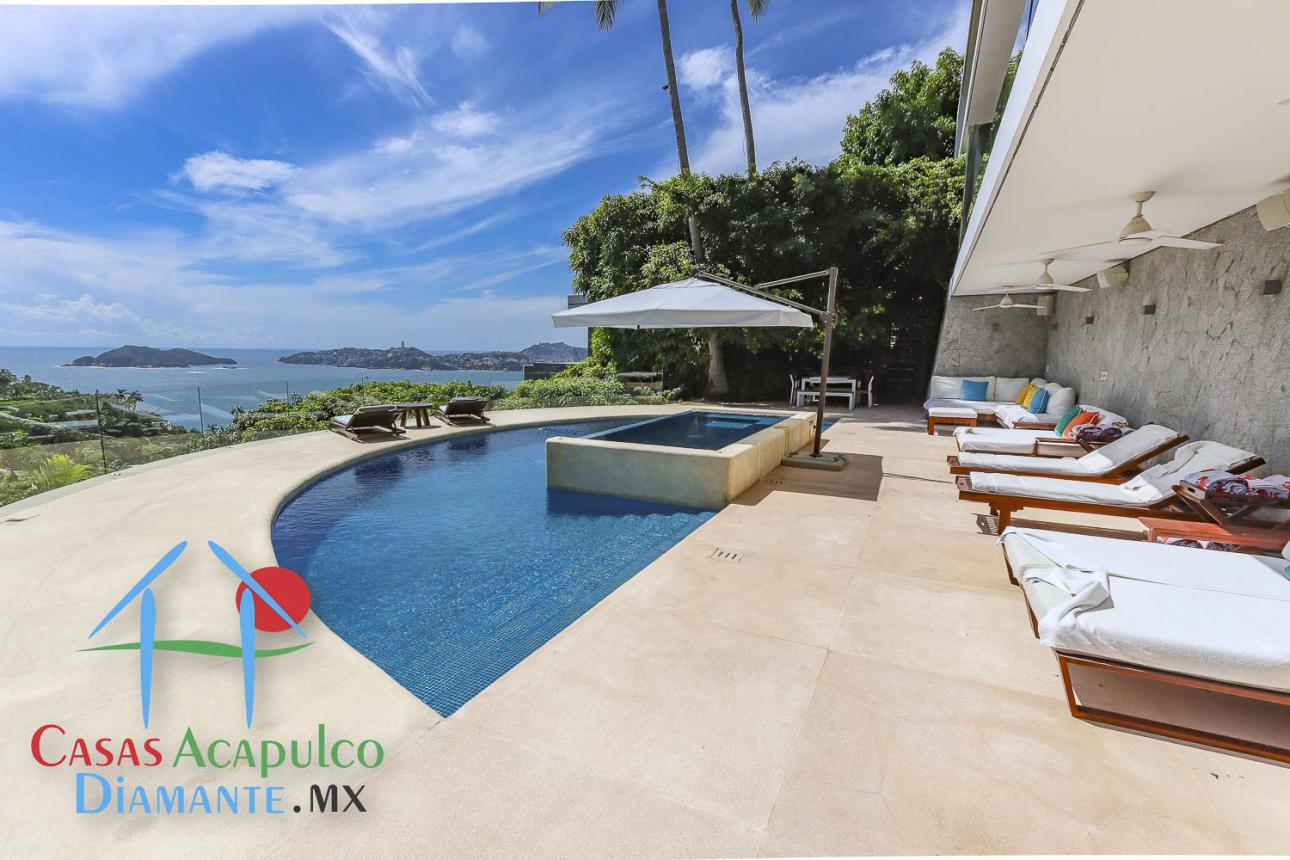 Hermosa casa con Alberca, jacuzzi, vista al mar, asador