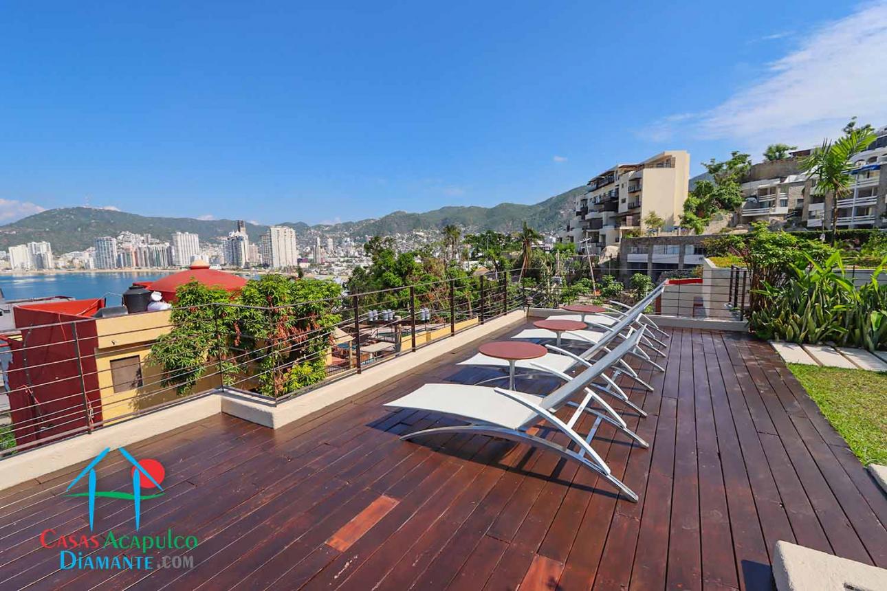 Casa con alberca y vista a la había - 6