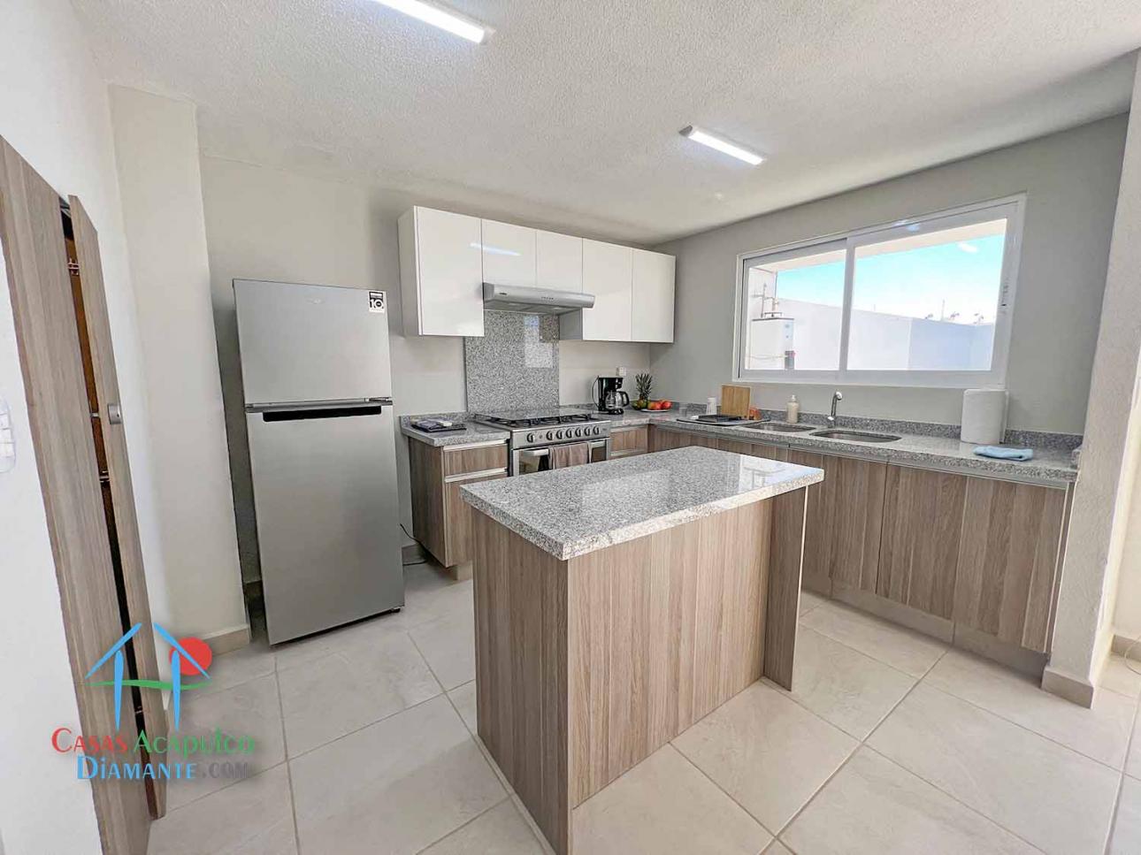 Casa en renta. Incluye mantenimiento. Jardín privado — foto 7