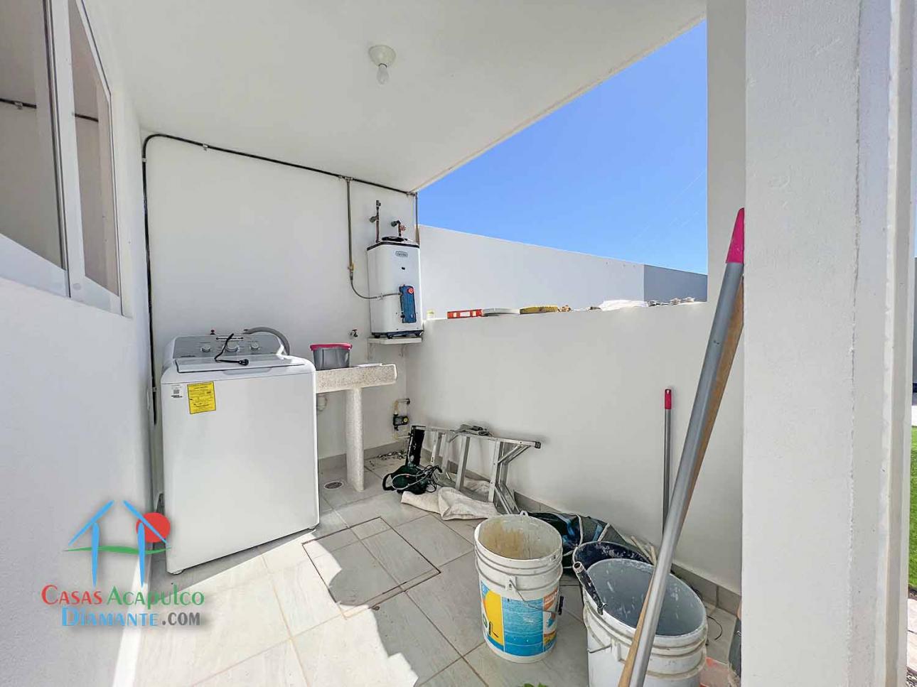 Casa en renta. Incluye mantenimiento. Jardín privado — foto 9