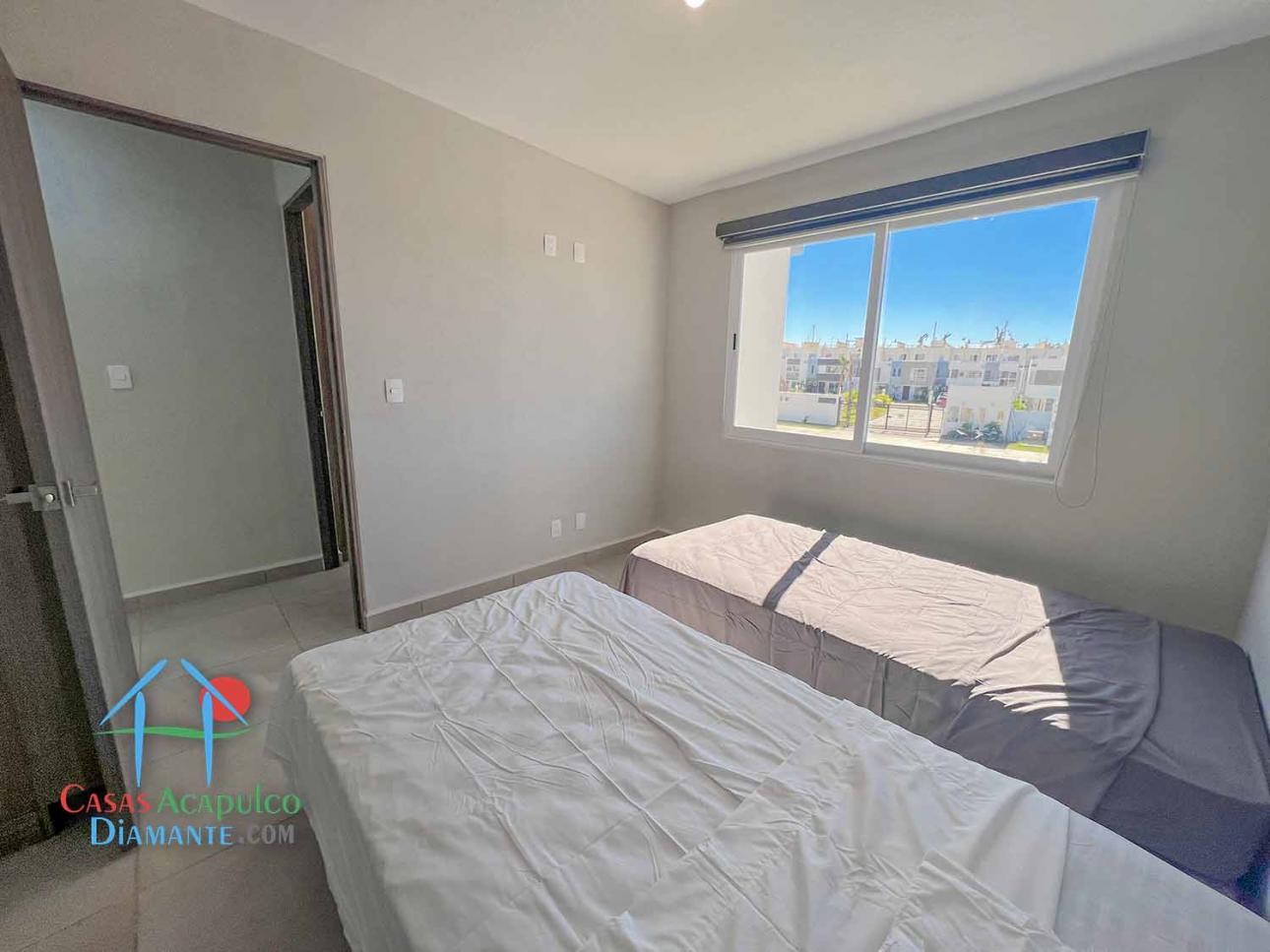 Casa en renta. Incluye mantenimiento. Jardín privado — foto 11