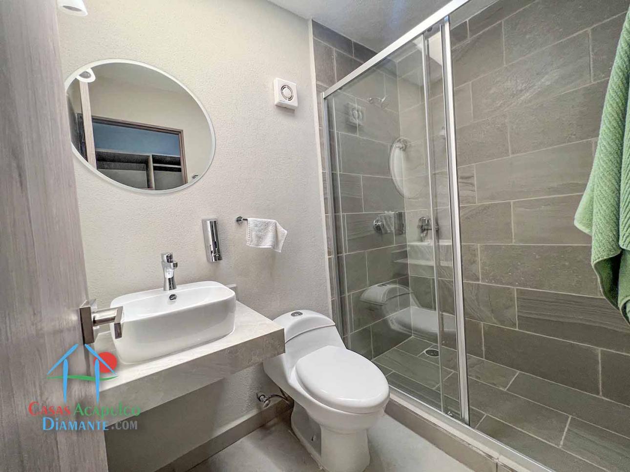 Casa en renta. Incluye mantenimiento. Jardín privado - 19