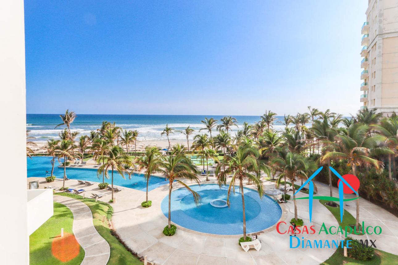 ¡Oportunidad Frente al Mar! Departamento para Restaurar - 7