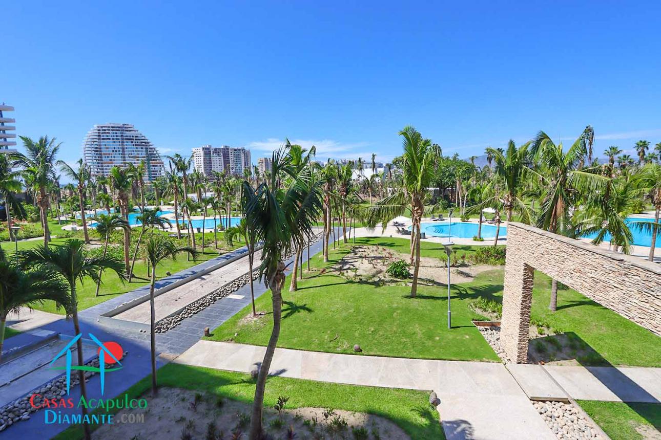 Terraza con vista a la alberca y áreas comunes — foto 6