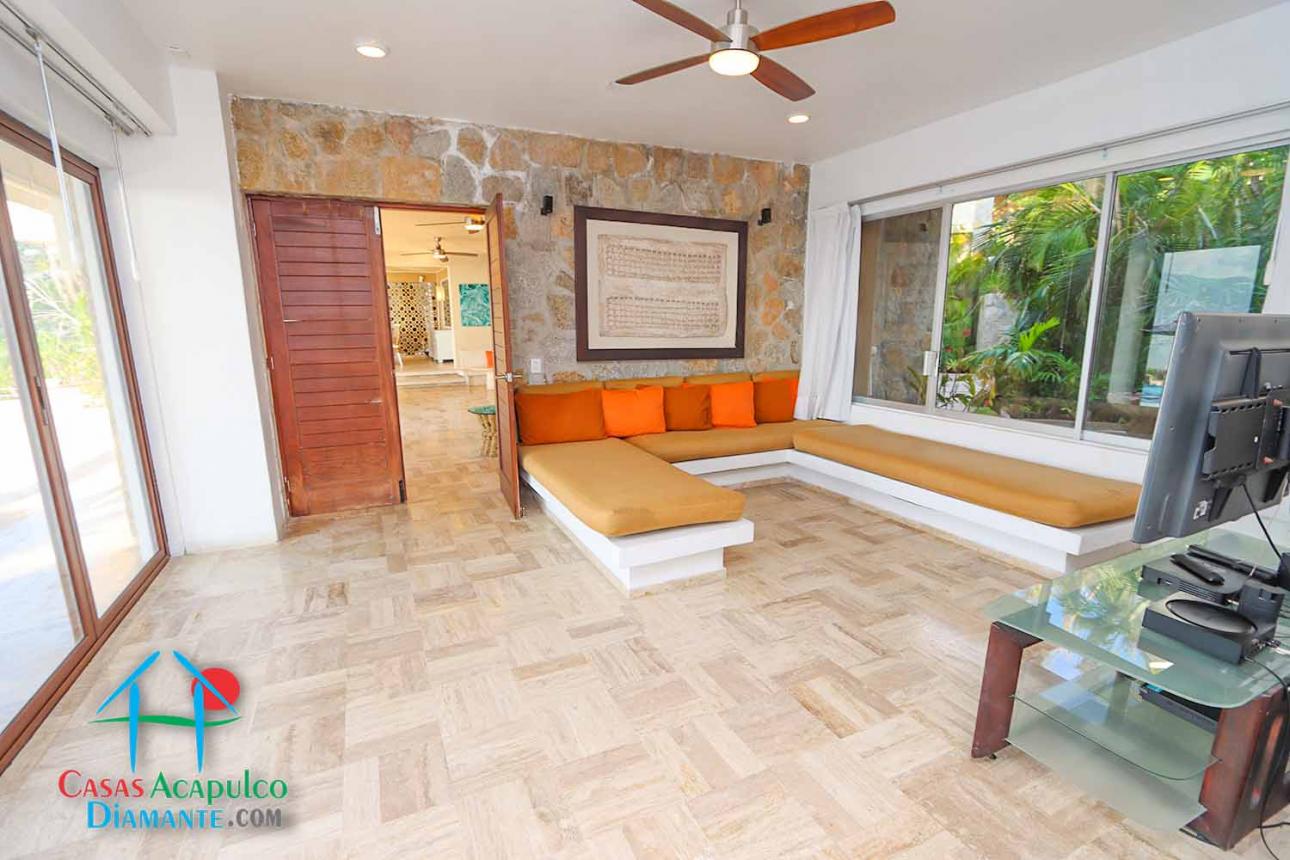 Terraza con alberca privada, jacuzzi, vista al mar — foto 13
