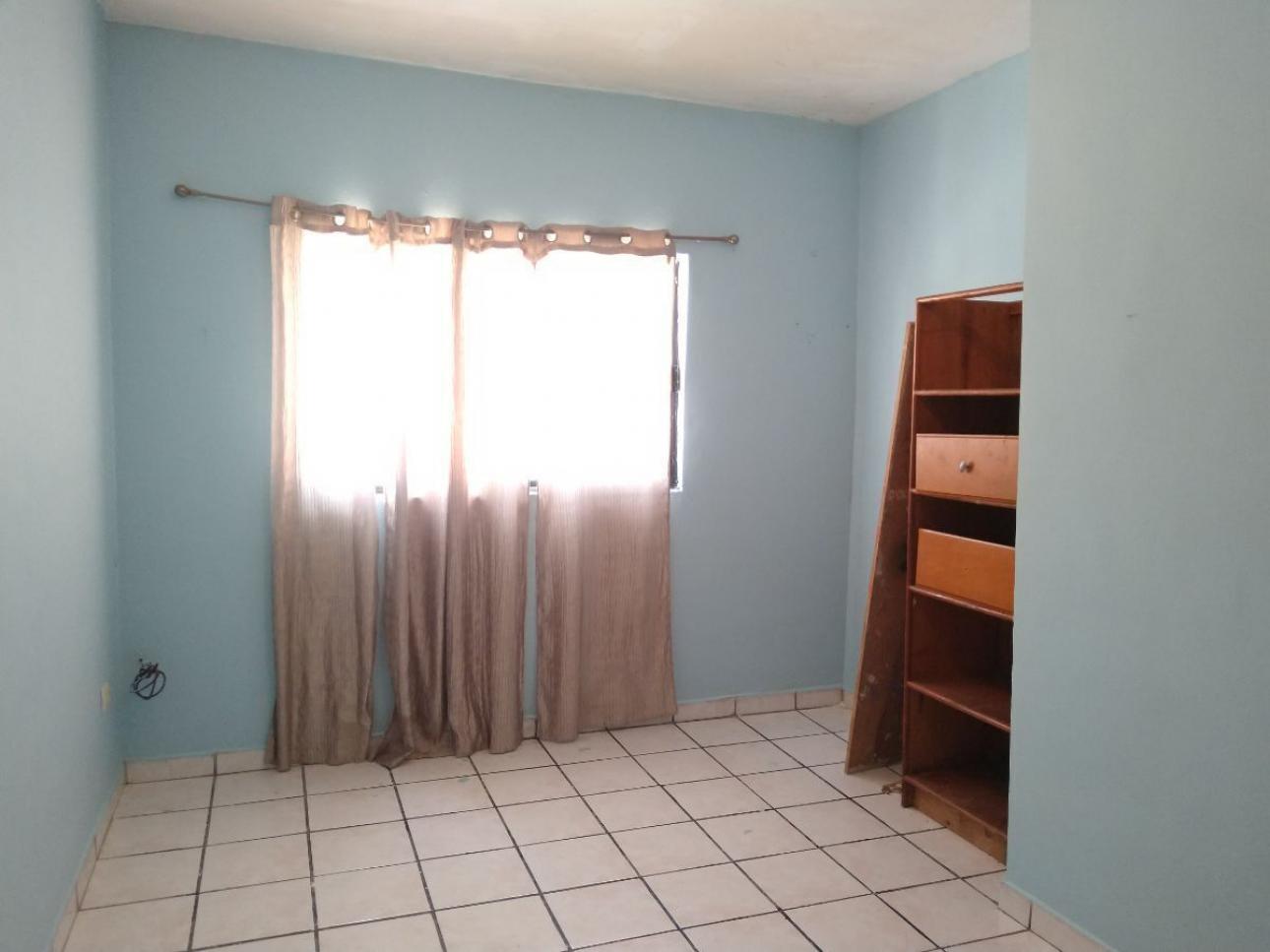 CASA MUY AMPLIA MUY CERCA DEL ESTADIO RAYADOS - 4