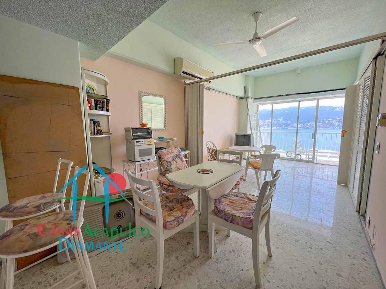 Depa De Playa. Terraza Con Vista A La Bahía De Acapulco - 1