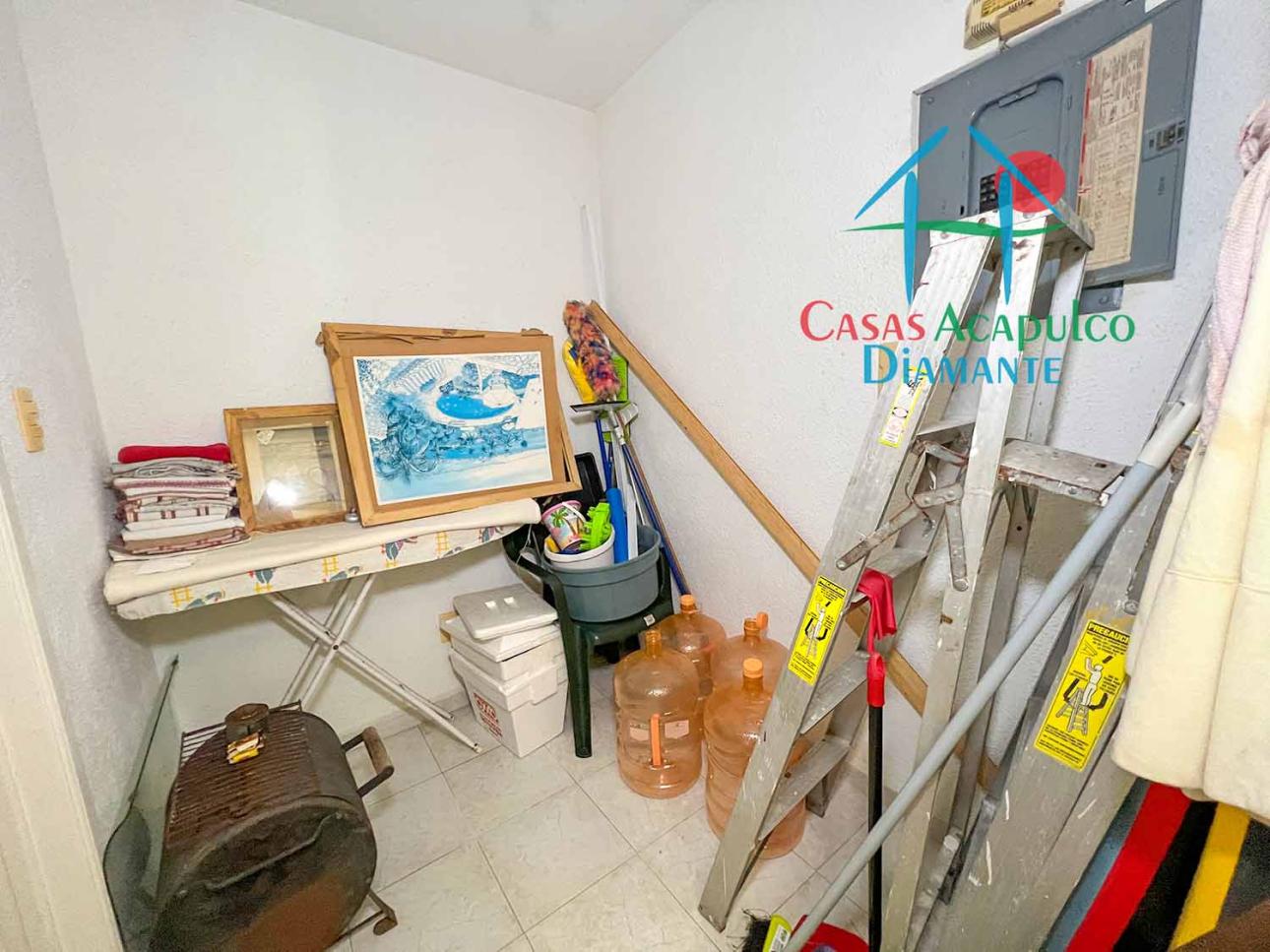 En Condominio Con Club De Playa. Patio Y Cuarto De Servicio — foto 15