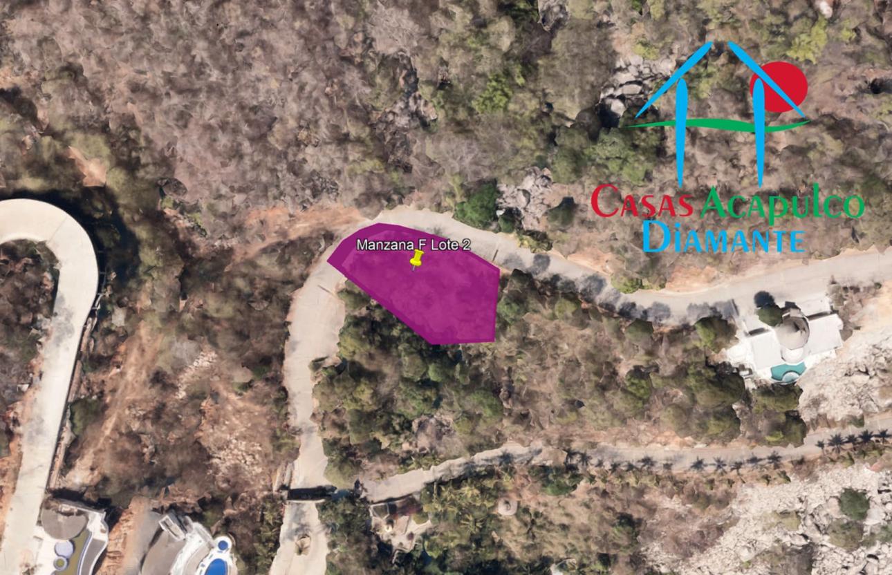 Terreno con uso de suelo residencial y turístico hotelero