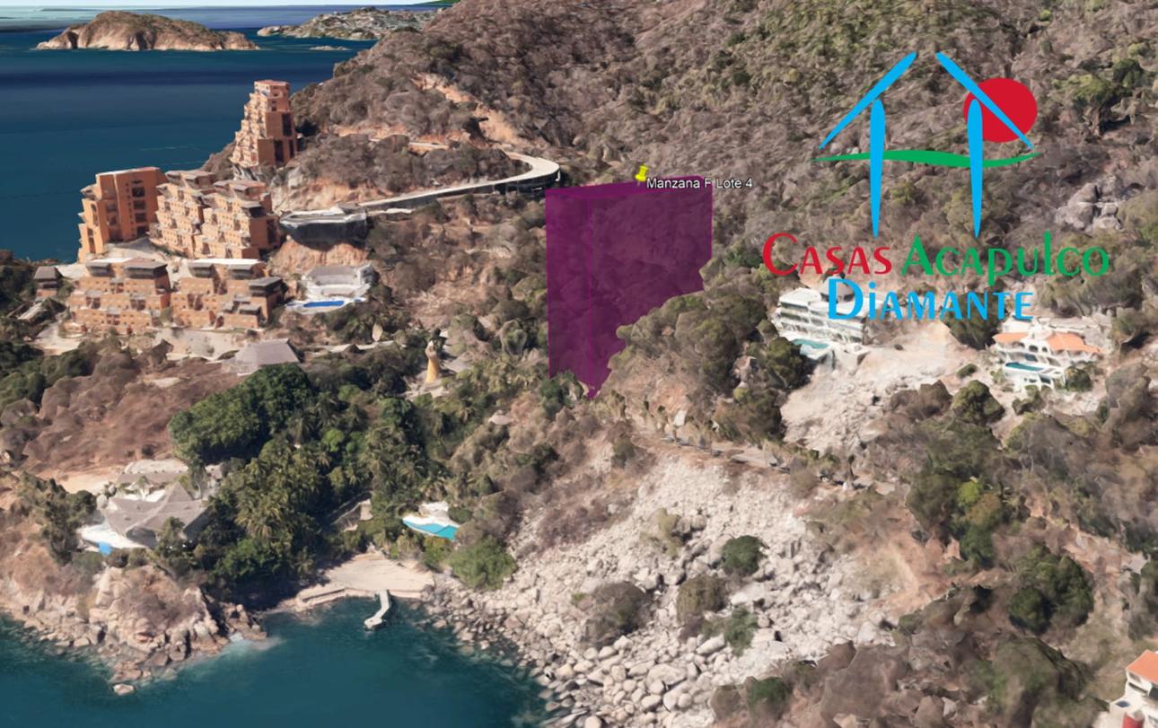 Terreno con uso de suelo residencial y turístico hotelero