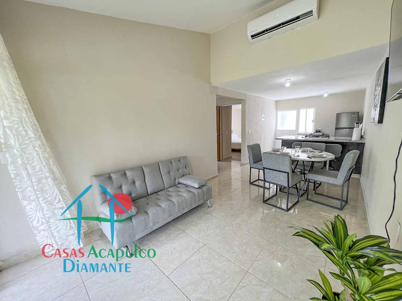 Casa remodelada con 2 recámaras y patio de servicio - 3