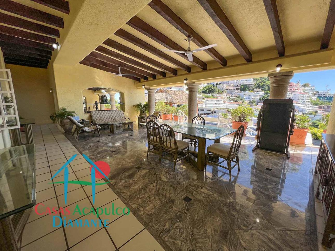 Casa con alberca privada, vista al mar, terraza con palapa - 3