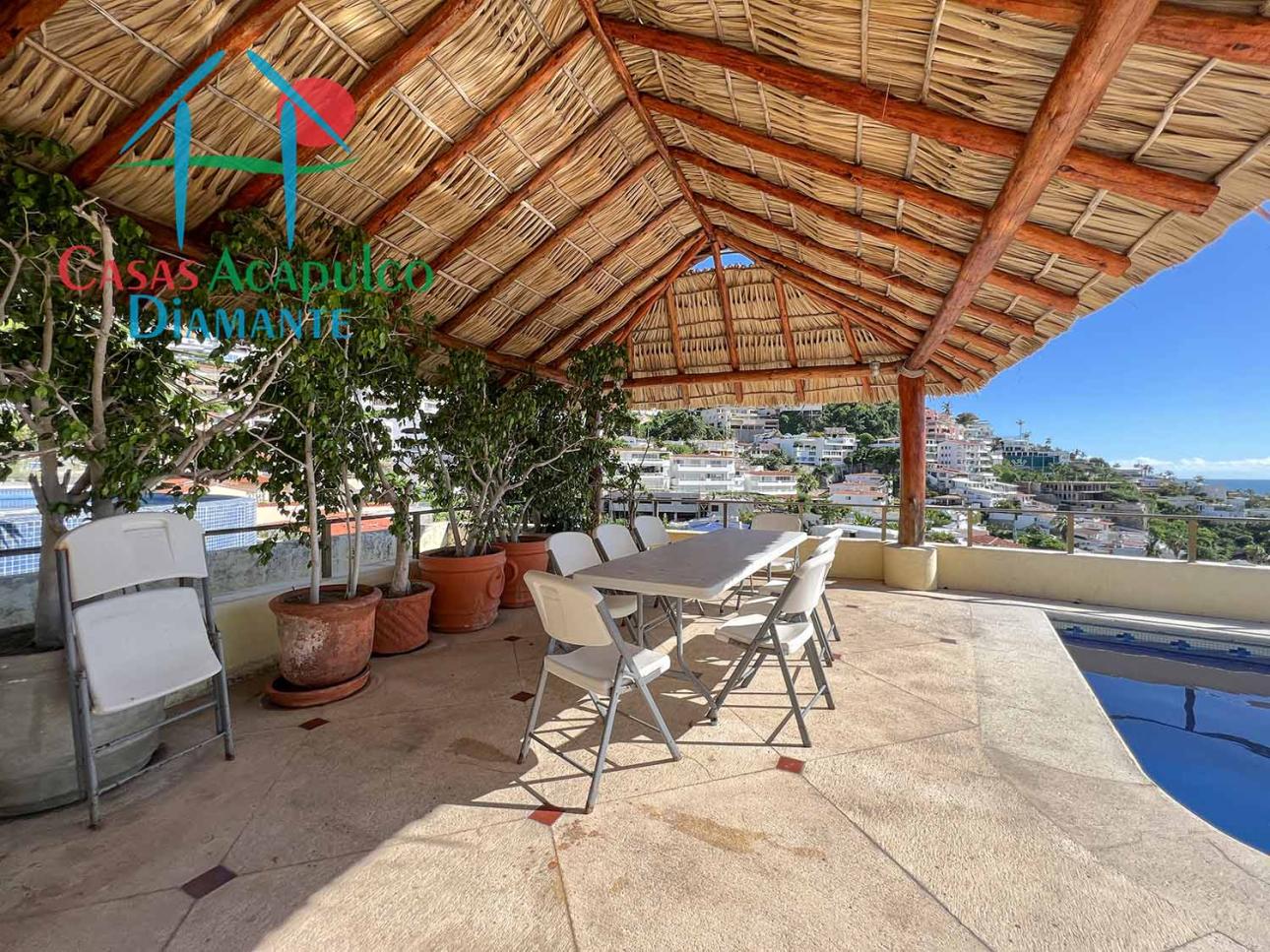 Casa con alberca privada, vista al mar, terraza con palapa - 7