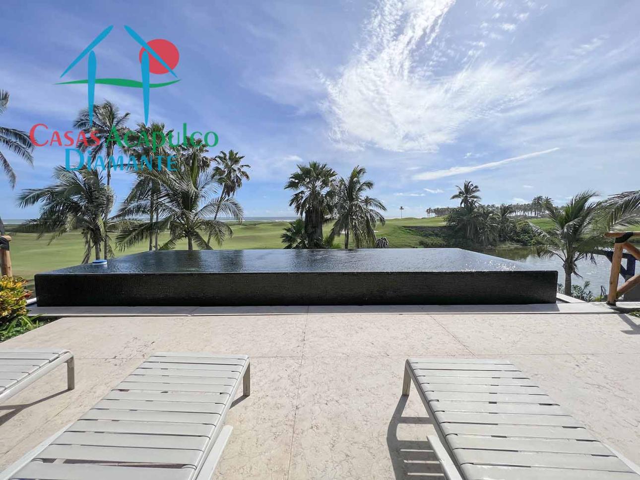 Hermosa casa con alberca privada y vista al campo de golf — foto 8