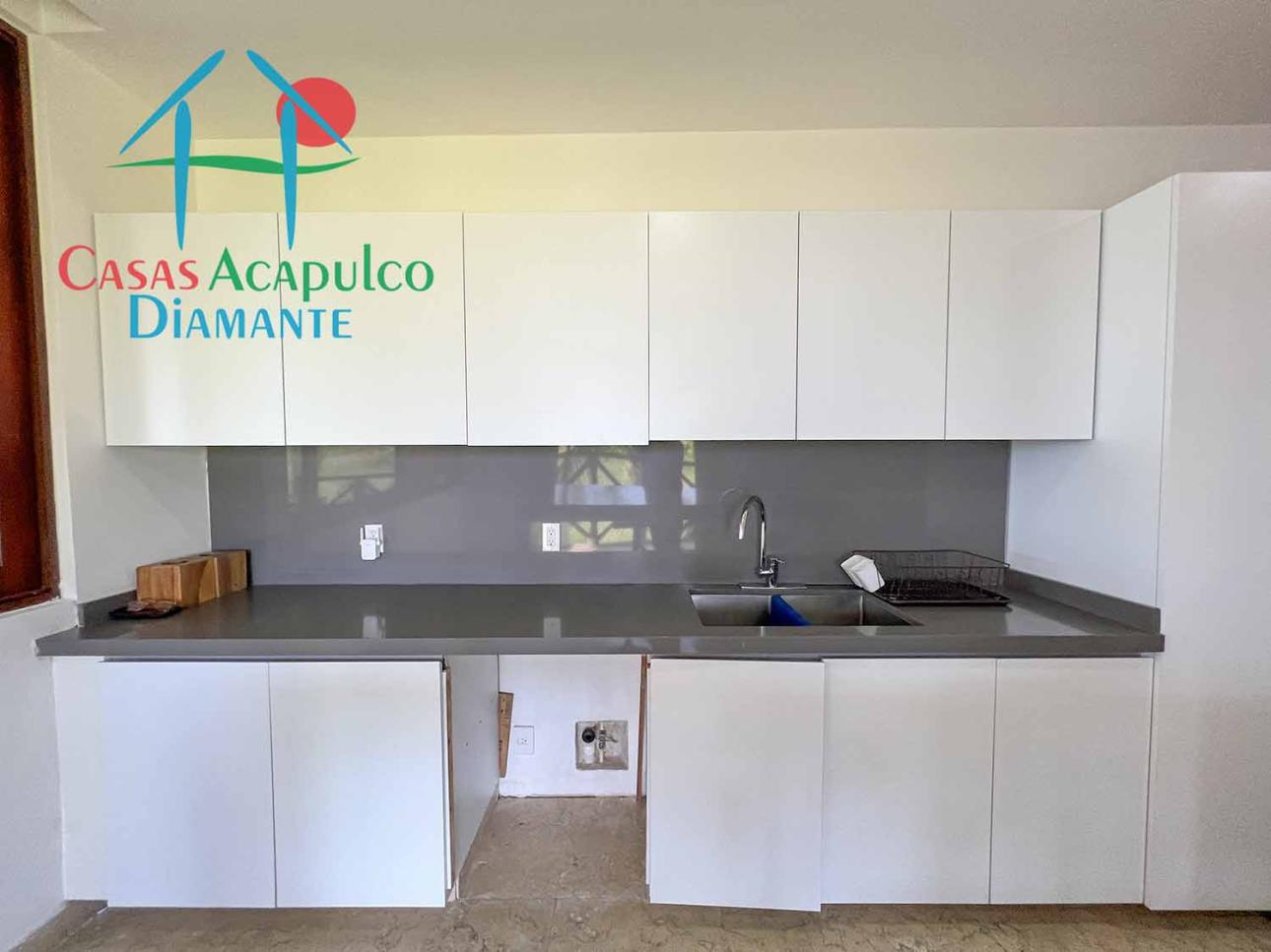 Hermosa casa con alberca privada y vista al campo de golf — foto 10