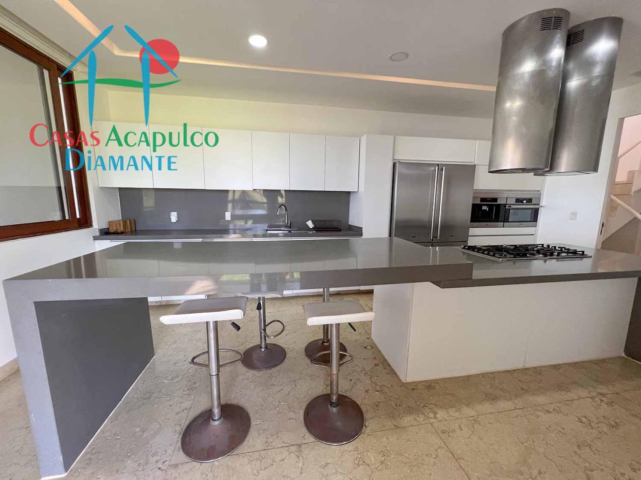 Hermosa casa con alberca privada y vista al campo de golf — foto 12