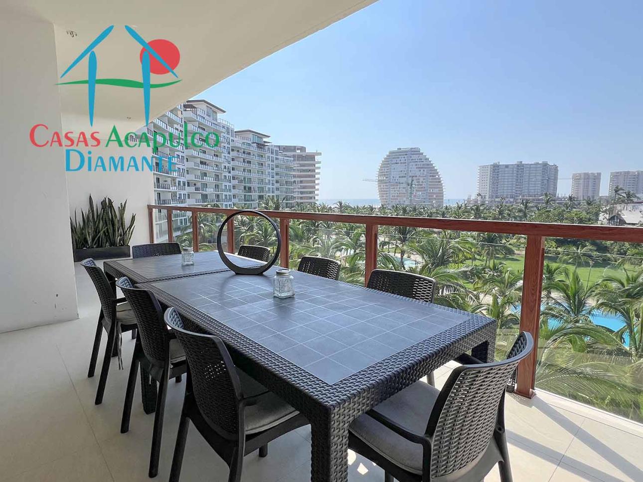 En condominio de playa. Terraza con vista a las albercas — foto 11