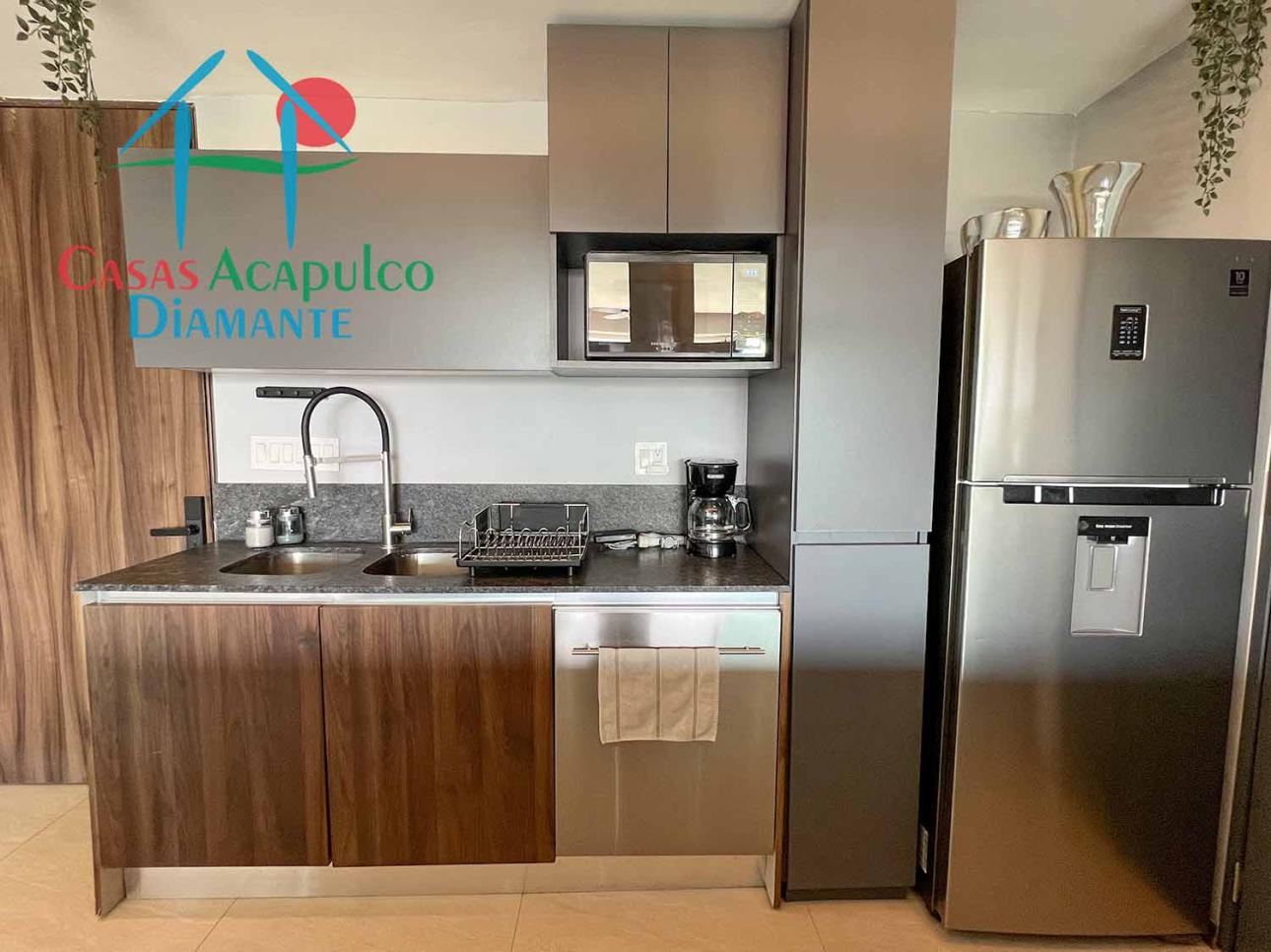 En condominio de playa. Terraza con vista a las albercas — foto 14
