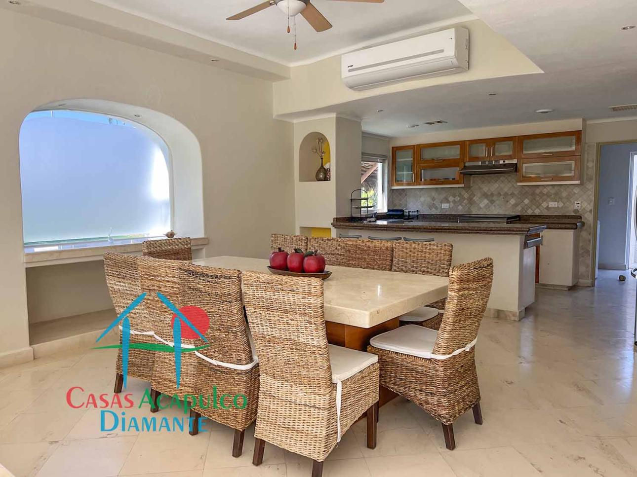 Hermosa casa con Terraza con barra bar y salida al jardín — foto 3