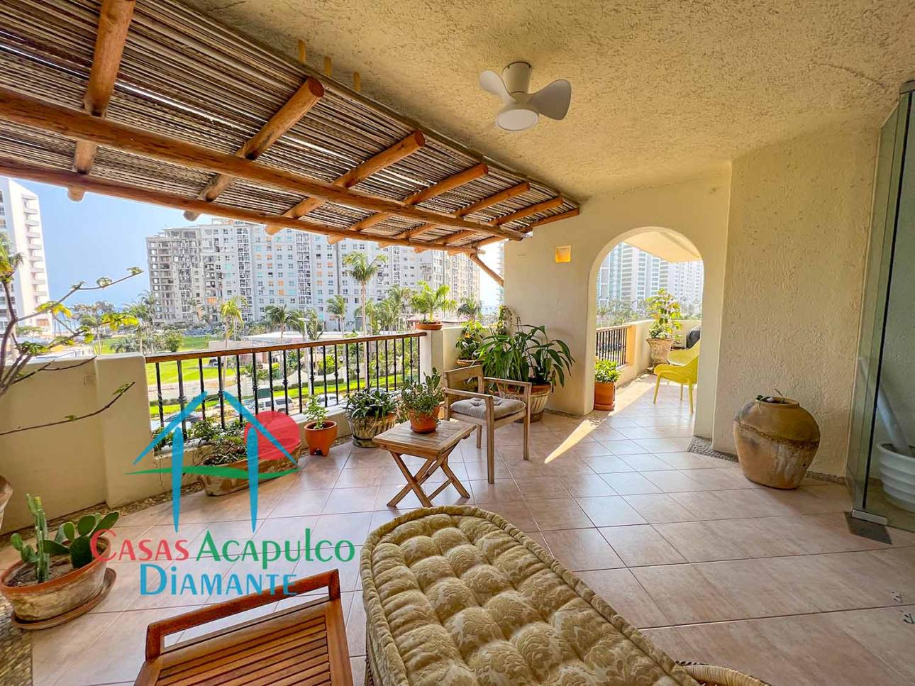 Terraza con vista a la Av. Costera de las Palmas — foto 6