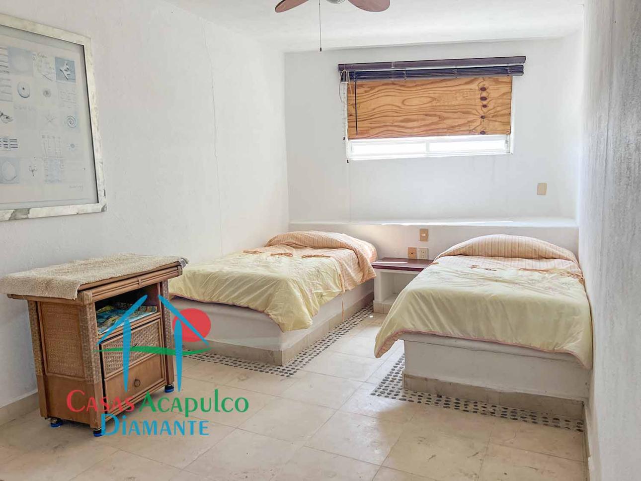 ¡Casa en oportunidad! 19 recÃ¡maras, 4 albercas, vista al mar — foto 8