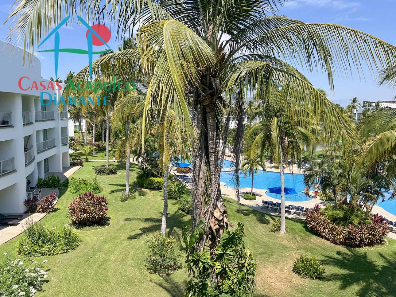 2 recámaras, balcón y vista a las albercas y áreas comunes — foto 10