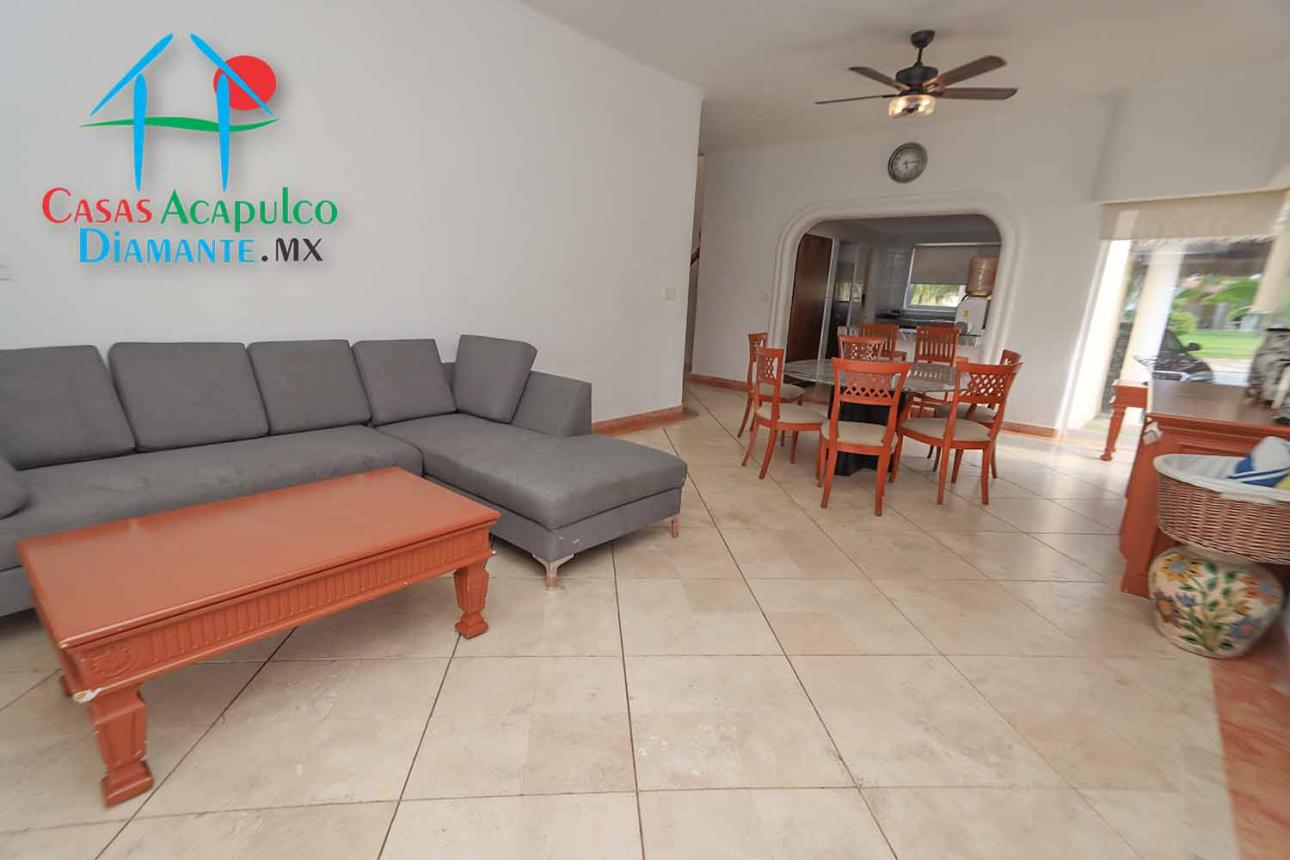 Vacaciones de lujo: casa con roof garden y jacuzzi — foto 2