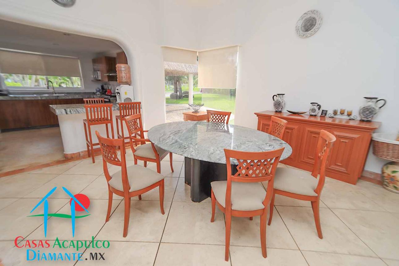Vacaciones de lujo: casa con roof garden y jacuzzi — foto 4