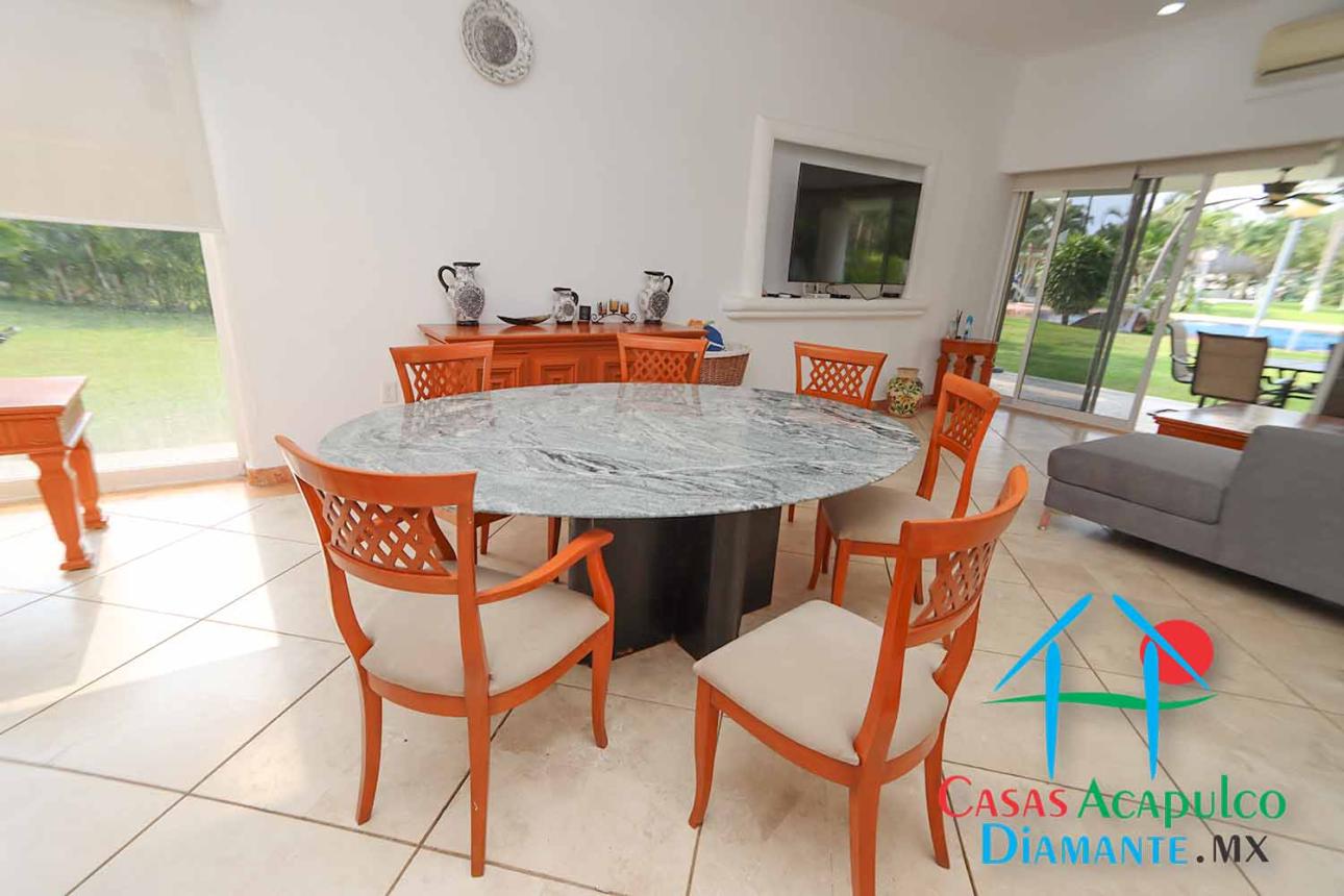 Vacaciones de lujo: casa con roof garden y jacuzzi — foto 5