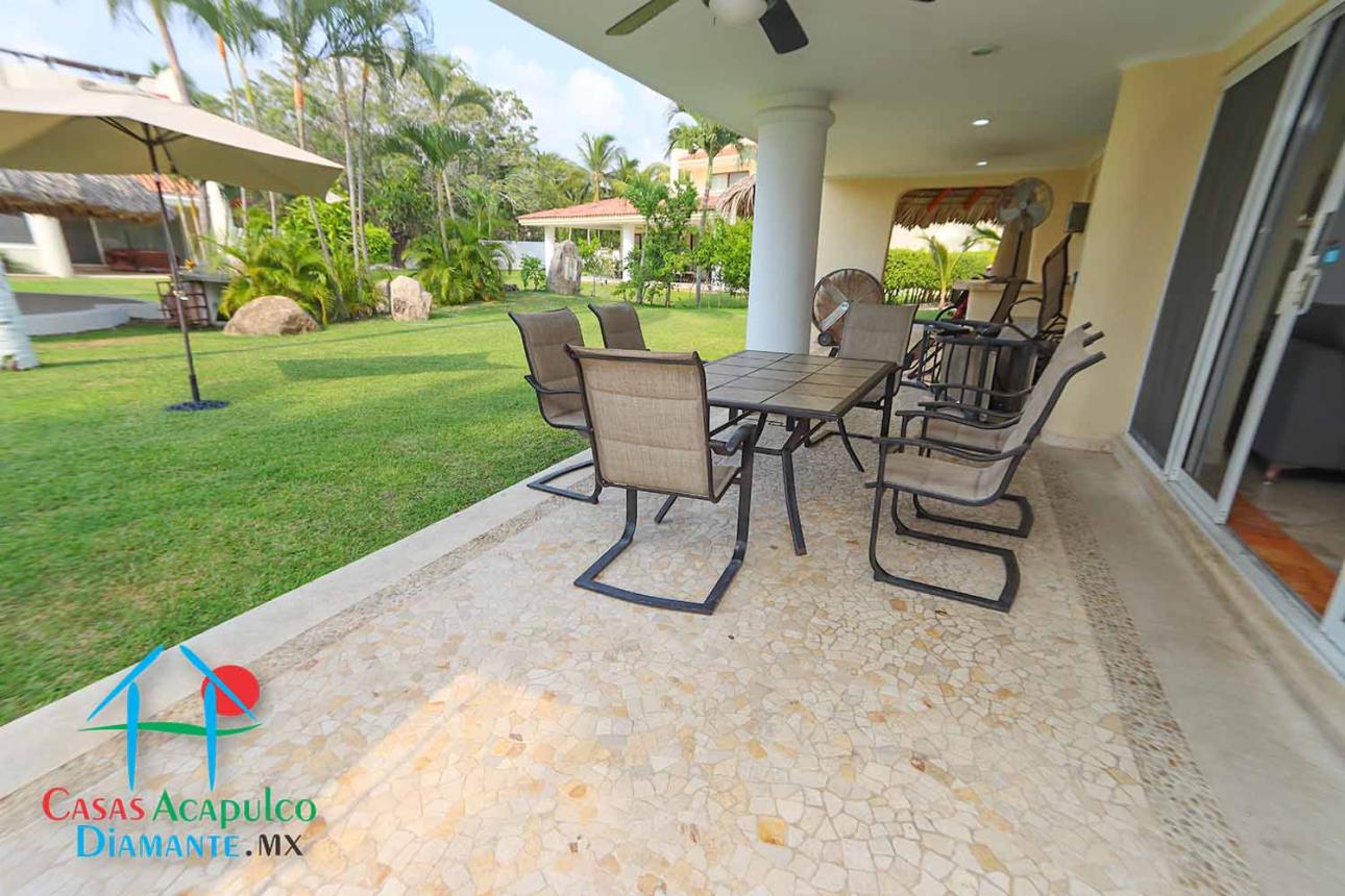 Vacaciones de lujo: casa con roof garden y jacuzzi — foto 6