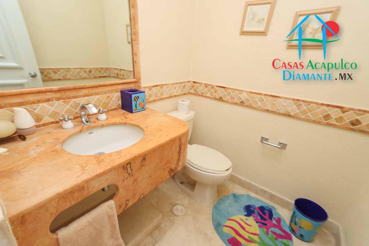 Vacaciones de lujo: casa con roof garden y jacuzzi — foto 8