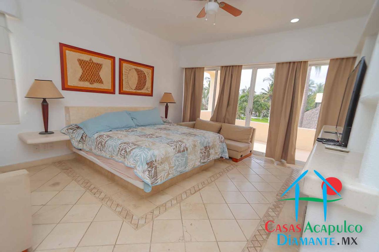 Vacaciones de lujo: casa con roof garden y jacuzzi — foto 14