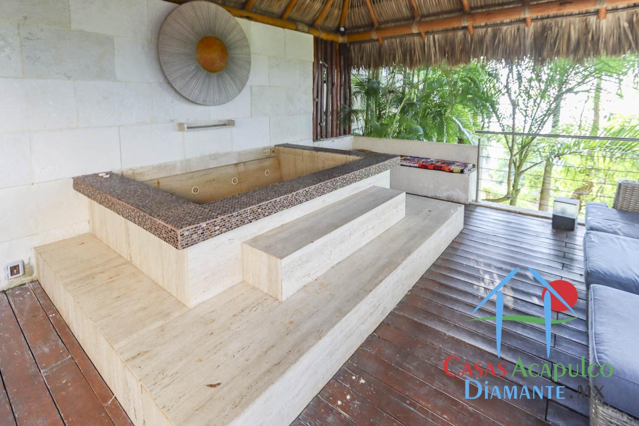 Terraza con alberca y extraordinaria vista a la bahía — foto 6