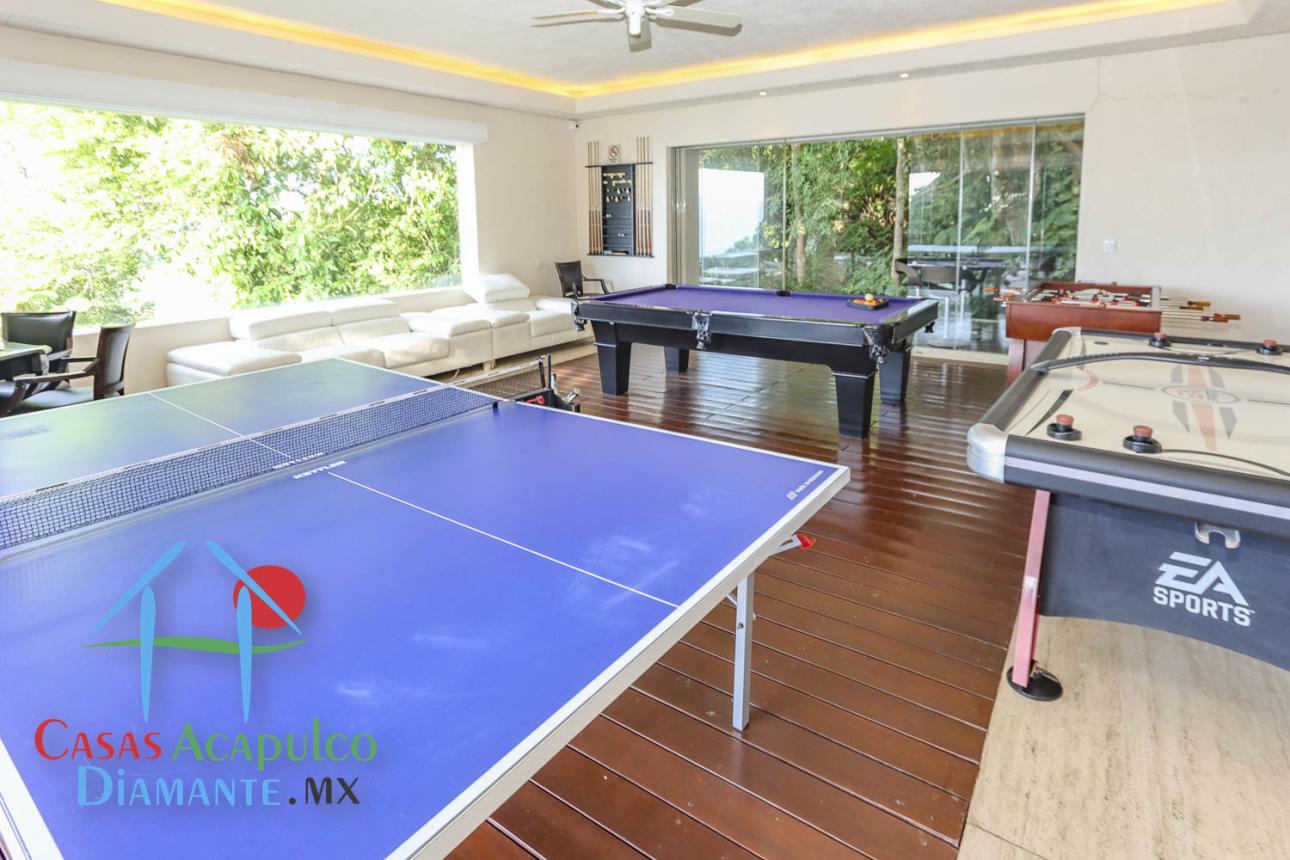 Terraza con alberca y extraordinaria vista a la bahía — foto 11