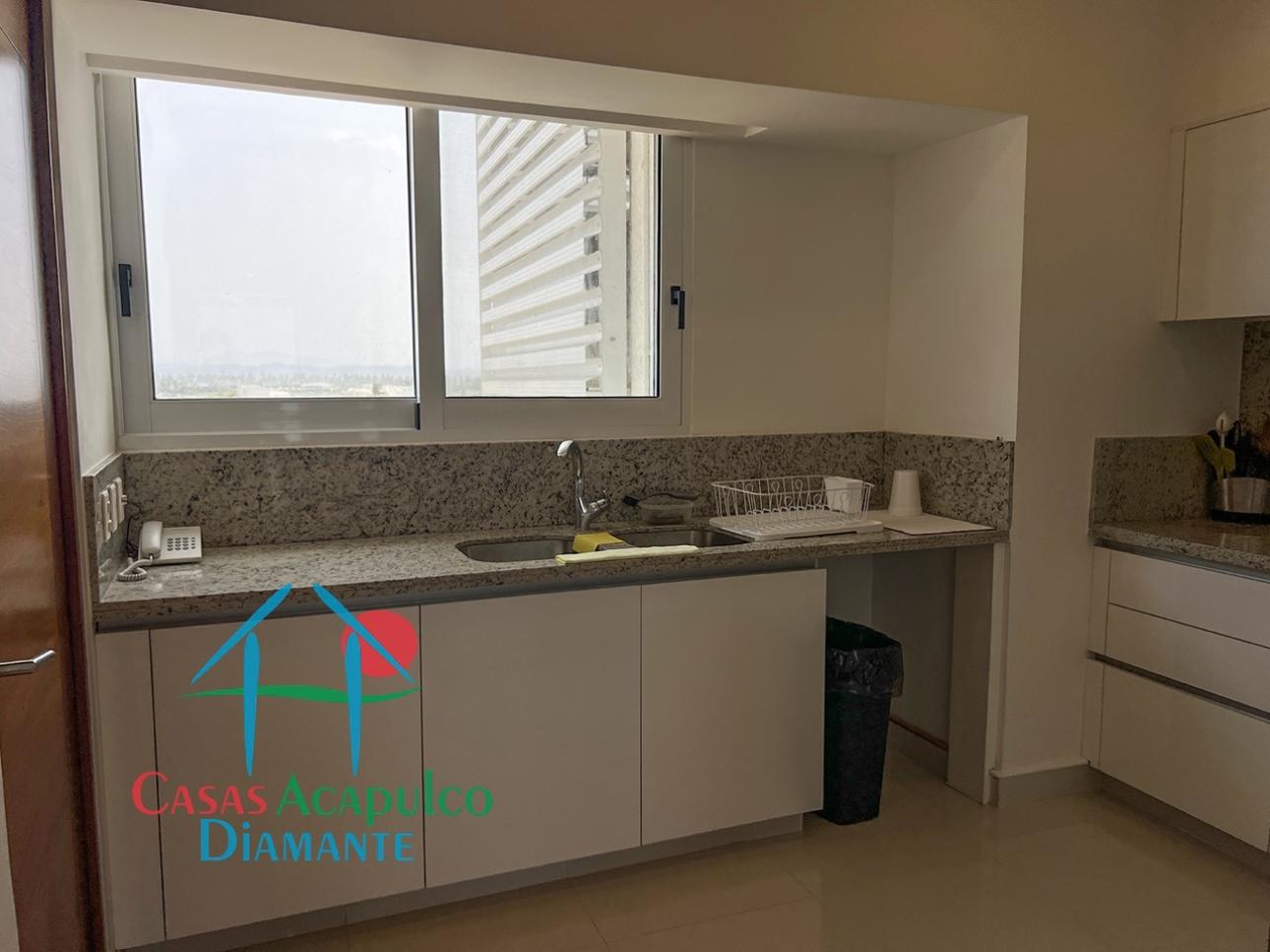 Depa de playa con Terraza y Vista al Mar — foto 11