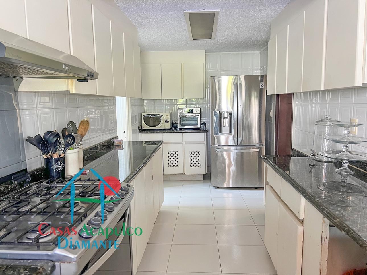 Casa De Lujo Con 5 Recámaras Y Alberca Privada - 13