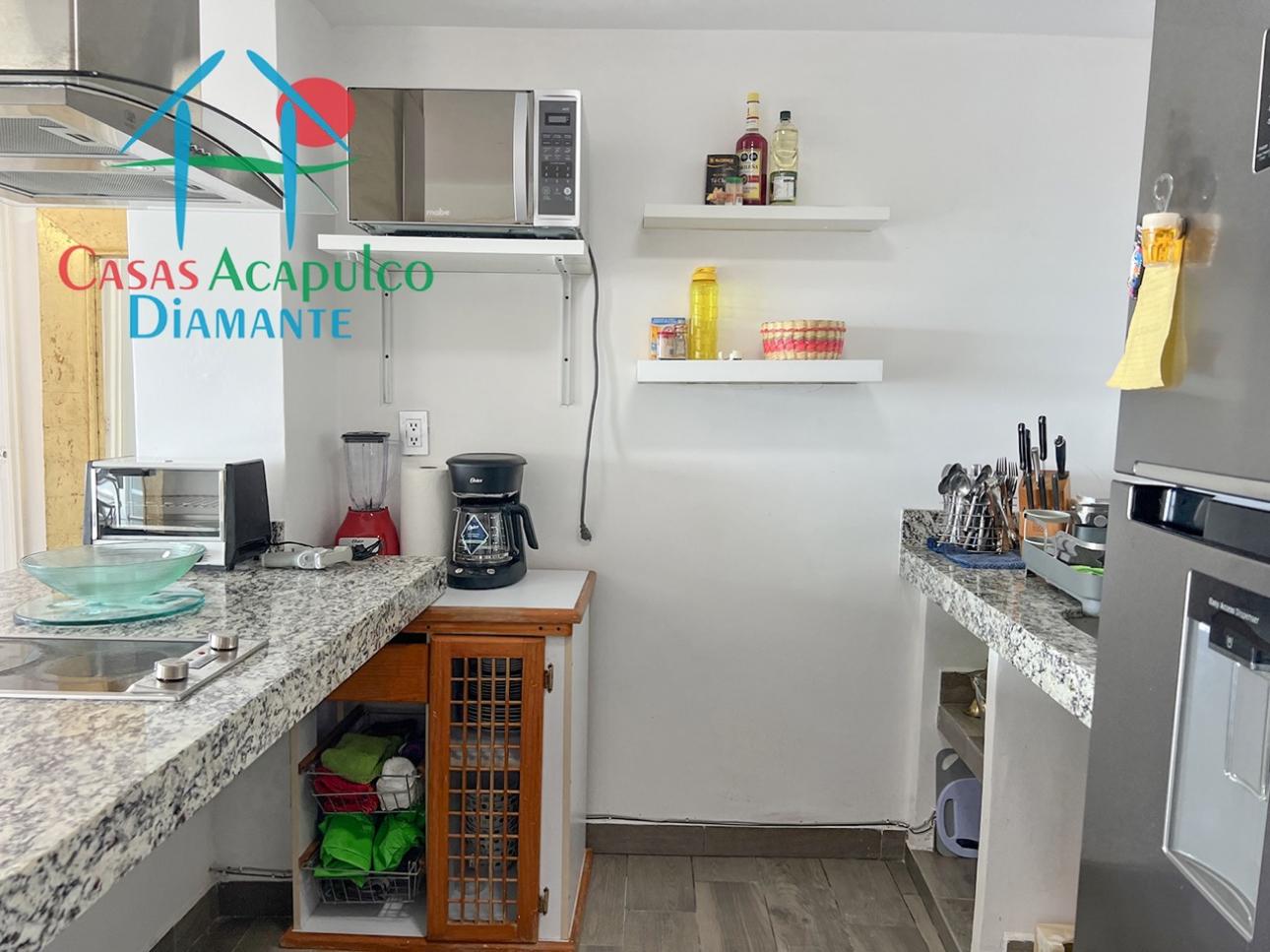 Departamento en piso alto con terraza y vista a la ciudad - 10