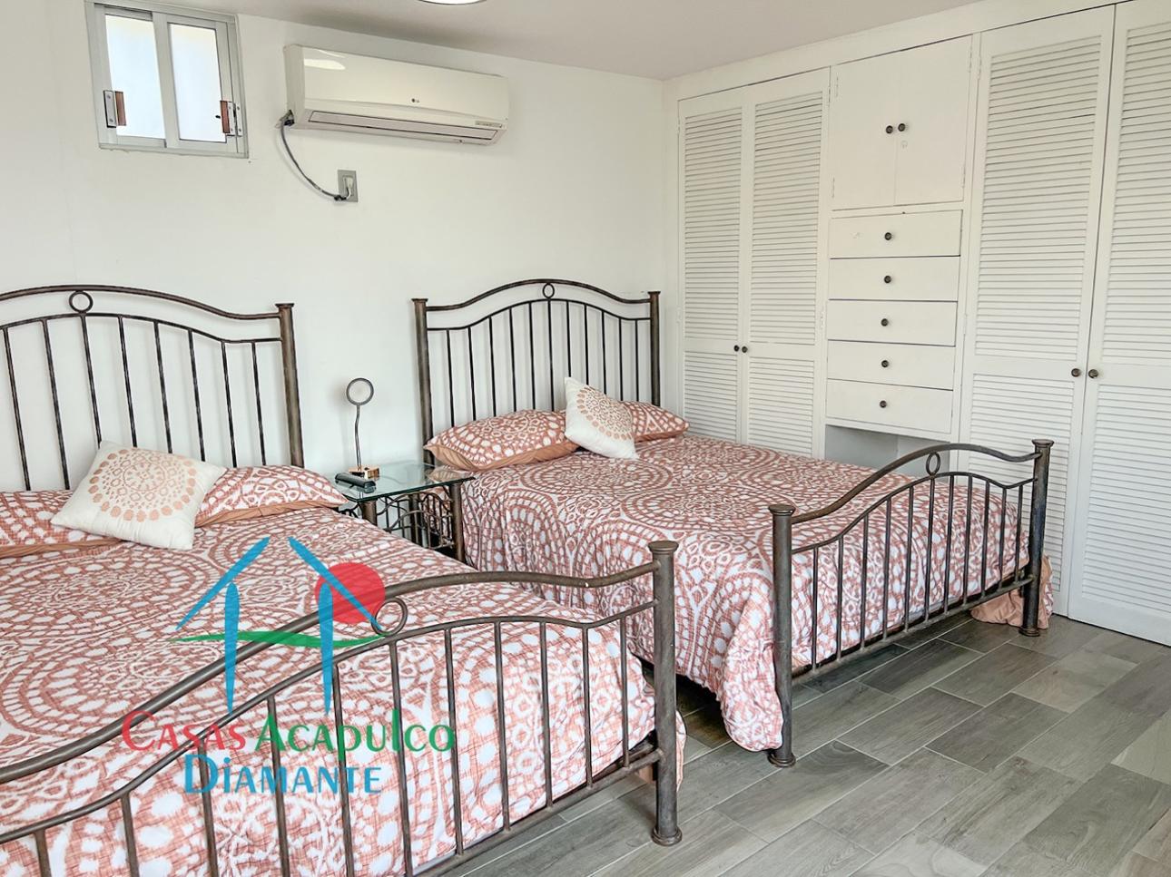 Departamento en piso alto con terraza y vista a la ciudad - 17