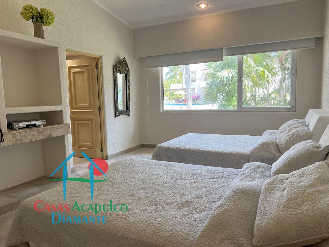 Residencia de alto nivel con roof top privado y alberca - 12