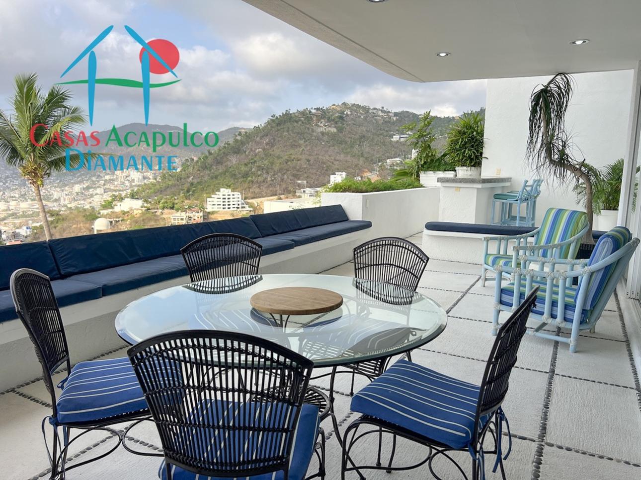Terraza con jacuzzi y vista a la bahía en Brisas Diamante - 7