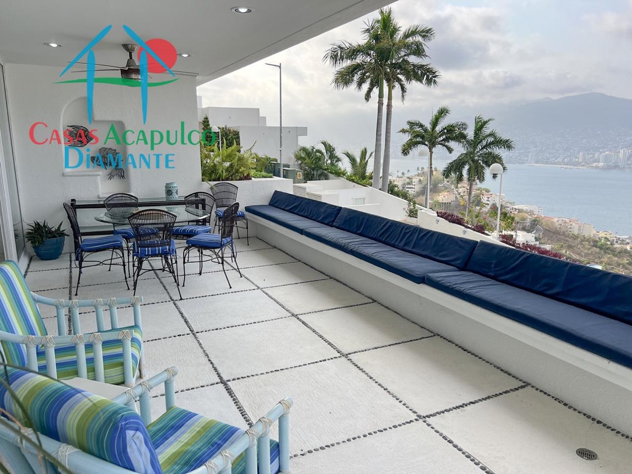 Terraza con jacuzzi y vista a la bahía en Brisas Diamante - 6