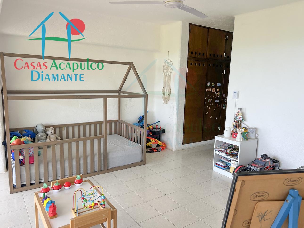 Espacioso departamento con terraza y vista al mar — foto 14
