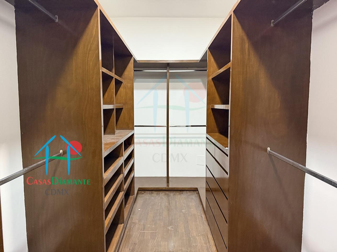 Casa en Renta en CDMX con Rooftop y Family Room - 17