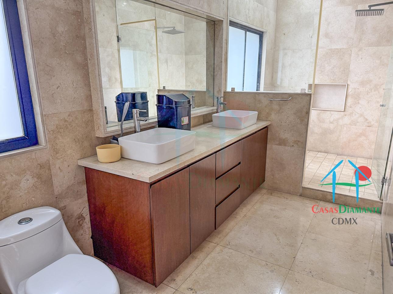 Casa en Renta en CDMX con Rooftop y Family Room - 18