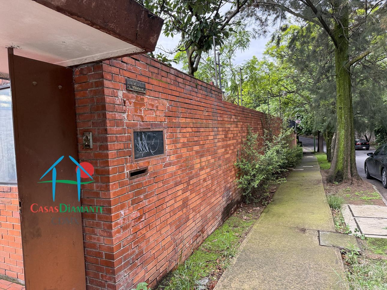 Terreno en Venta en Bosques de las Lomas de 1,003 m² - 8