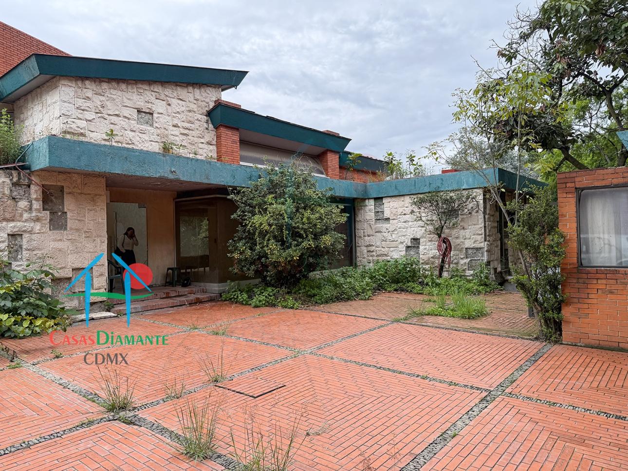 Terreno en Venta en Bosques de las Lomas de 1,003 m² - 10