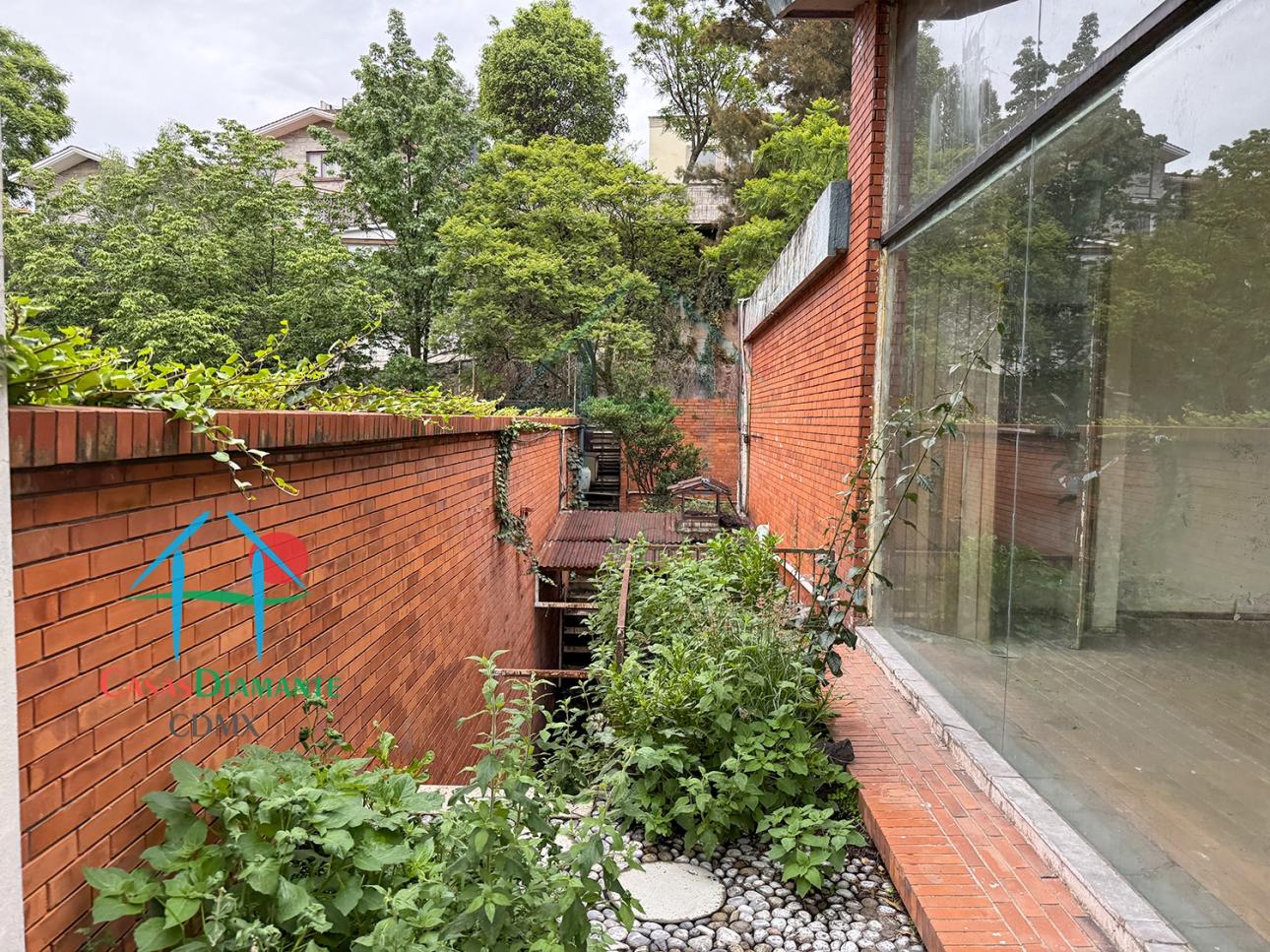 Terreno en Venta en Bosques de las Lomas de 1,003 m² - 15