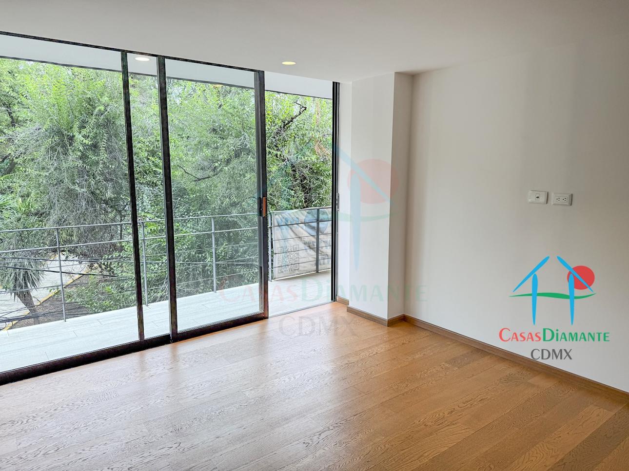 Departamento Remodelado con Terraza y 3 Recámaras - 14