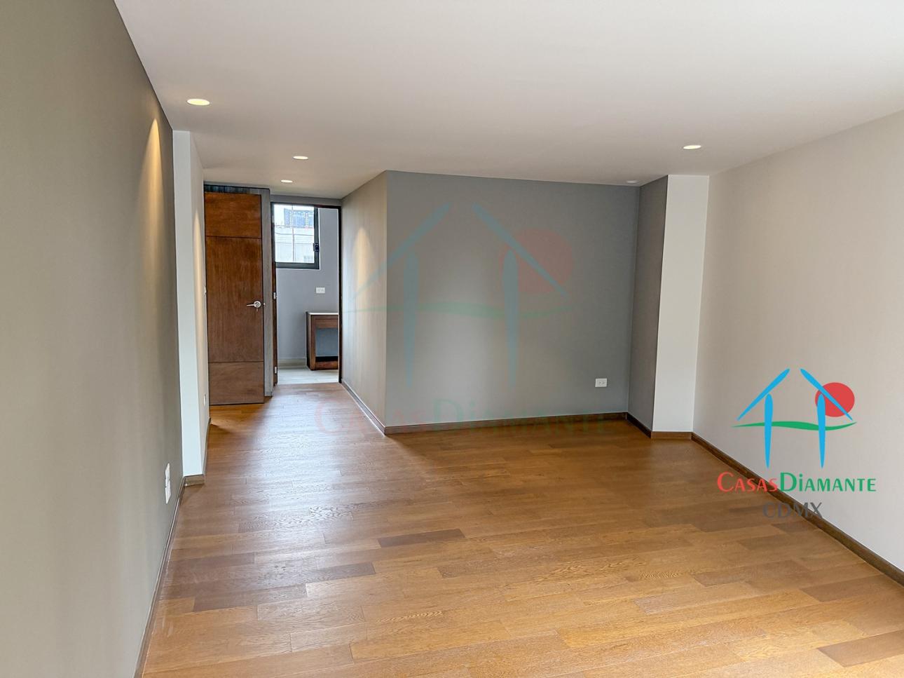 Departamento Remodelado con Terraza y 3 Recámaras - 18