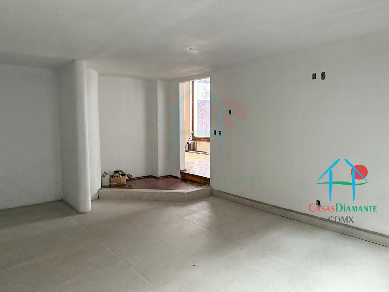 Casa En Venta En Tlacopac Con Potencial Renovación Moderna — foto 10